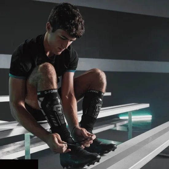 子供用 サッカー・BMX用 シンガード カーフ一体型 コンプレッション NOCSAE認証 レガース Youth PRO-S VENTO Shin Guard｜G-FORM