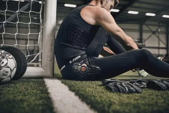 サッカー ゴールキーパー用 プロテクター付きショーツ 衝撃吸収SmartFlexパッド コンプレッション 公式戦着用可｜GK Impact Short Liner｜G-FORM