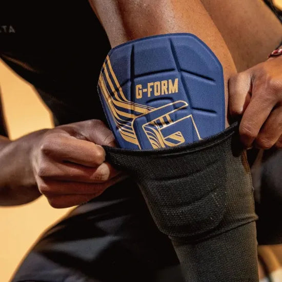 サッカー用 シンガード レガース 脛当て 軽量フィット設計｜Pro-S Blade Shin Guards｜G-FORM