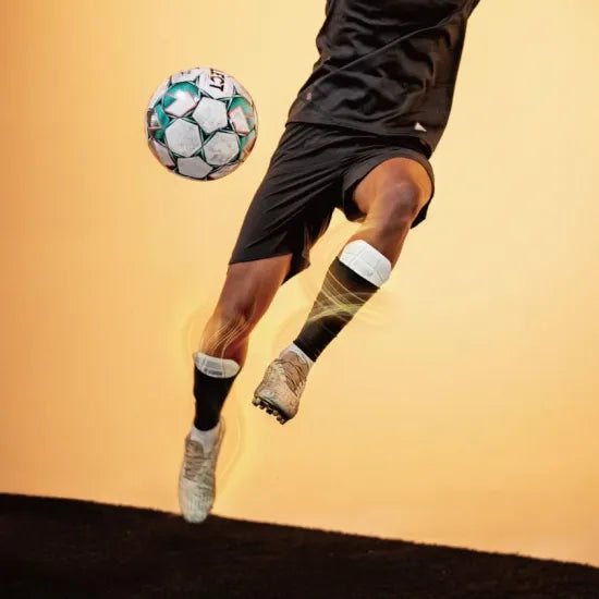 サッカー用 シンガード レガース 脛当て 軽量フィット設計｜Pro-S Blade Shin Guards｜G-FORM
