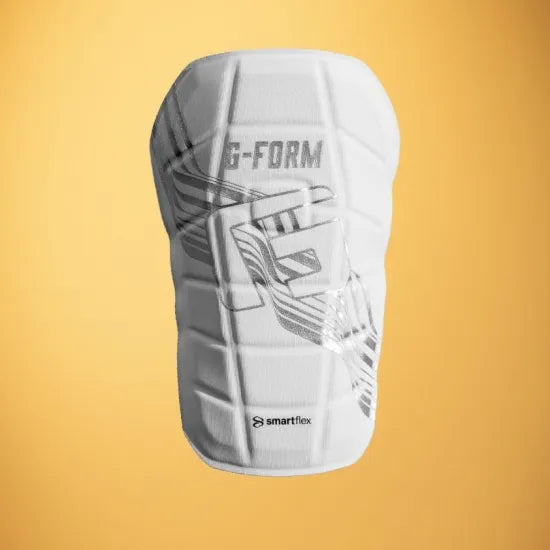 サッカー用 シンガード レガース 脛当て 軽量フィット設計｜Pro-S Blade Shin Guards｜G-FORM