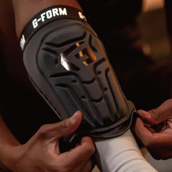 子供用 サッカー・BMX用 シンガード 一体型コンプレッション NOCSAE認証 レガース 脛当て｜Youth V2 Shin Guard｜G-FORM