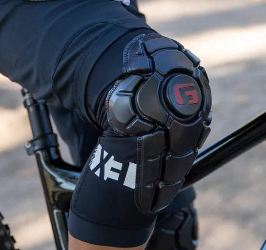 子供用 MTB用 膝プロテクター 吸汗速乾 軽量設計 PRO-X3 Knee Guard Youth｜G-FORM